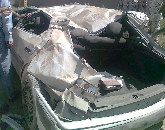 ۴ سرنشین زانتیا در اثر واژگونی خودرو مجروح شدند