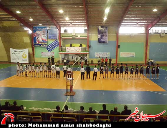برتری والیبال گل‌‌گهر مقابل پارس مهر فارس
